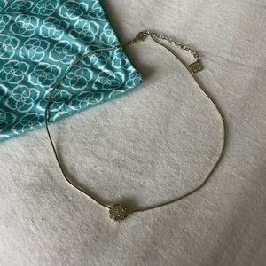 Kendra Scott Pendant Iridescent Necklace in Silver